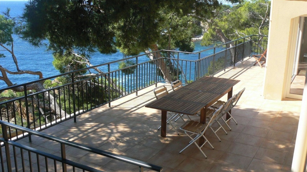 Photo of Outdoor in Ensues-la-Redonne