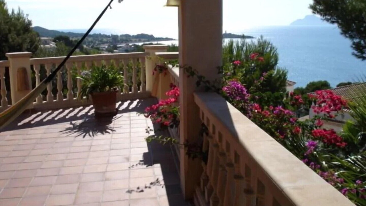 Photo of Patio Balcony in Alcanada