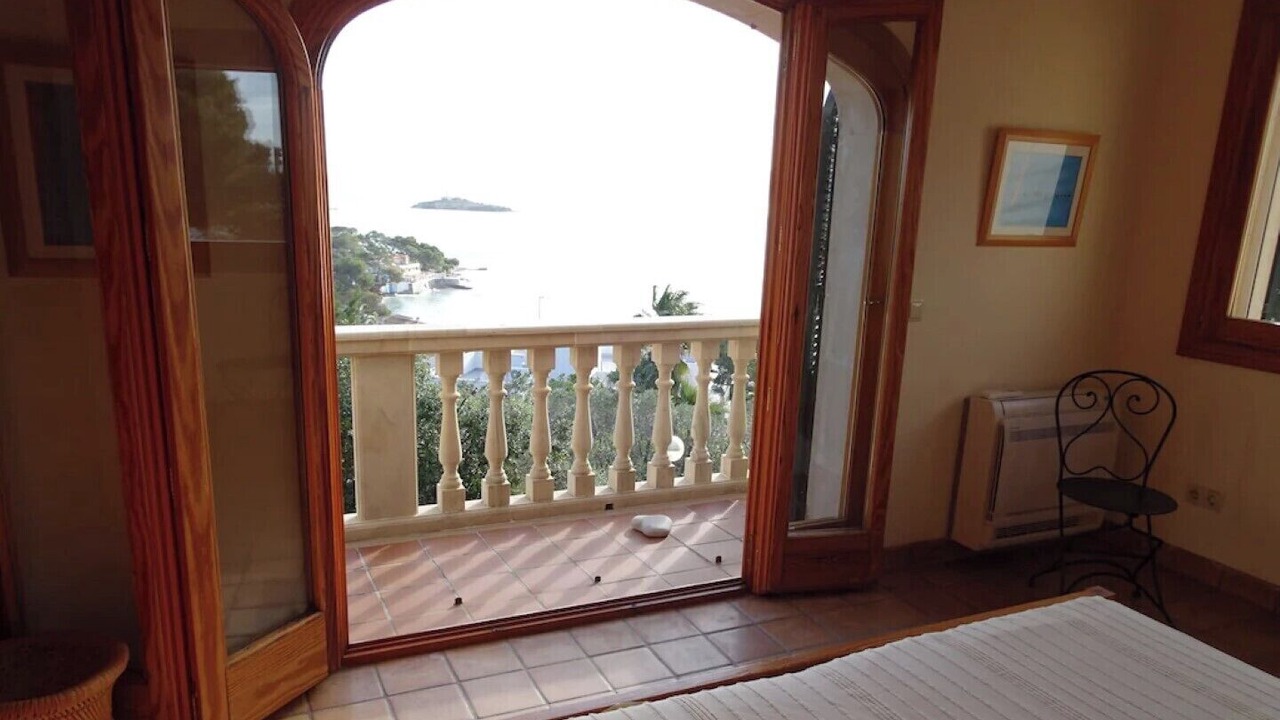 Photo of Bedroom in Alcanada