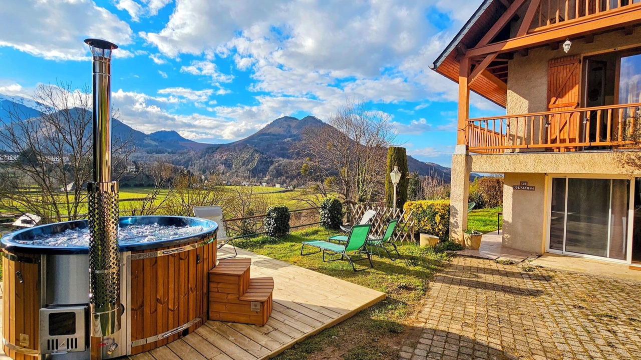 Photo of Patio Balcony in Campan