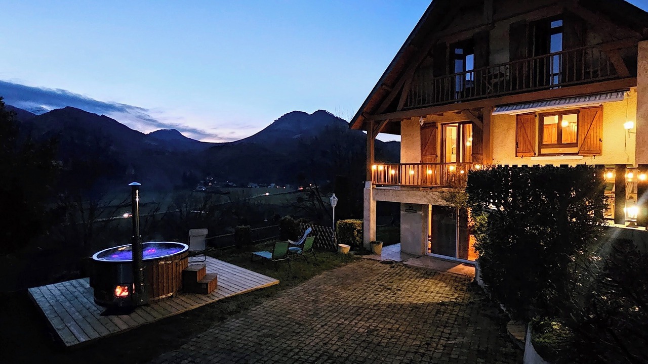 Photo of Patio Balcony in Campan