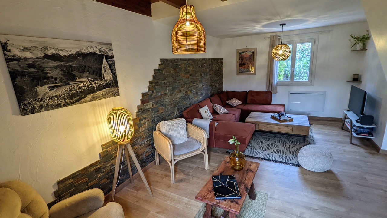 Photo of Livingroom in Campan