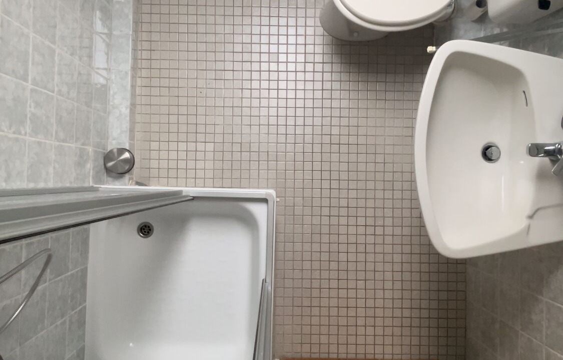 Photo of Bathroom in Dornick