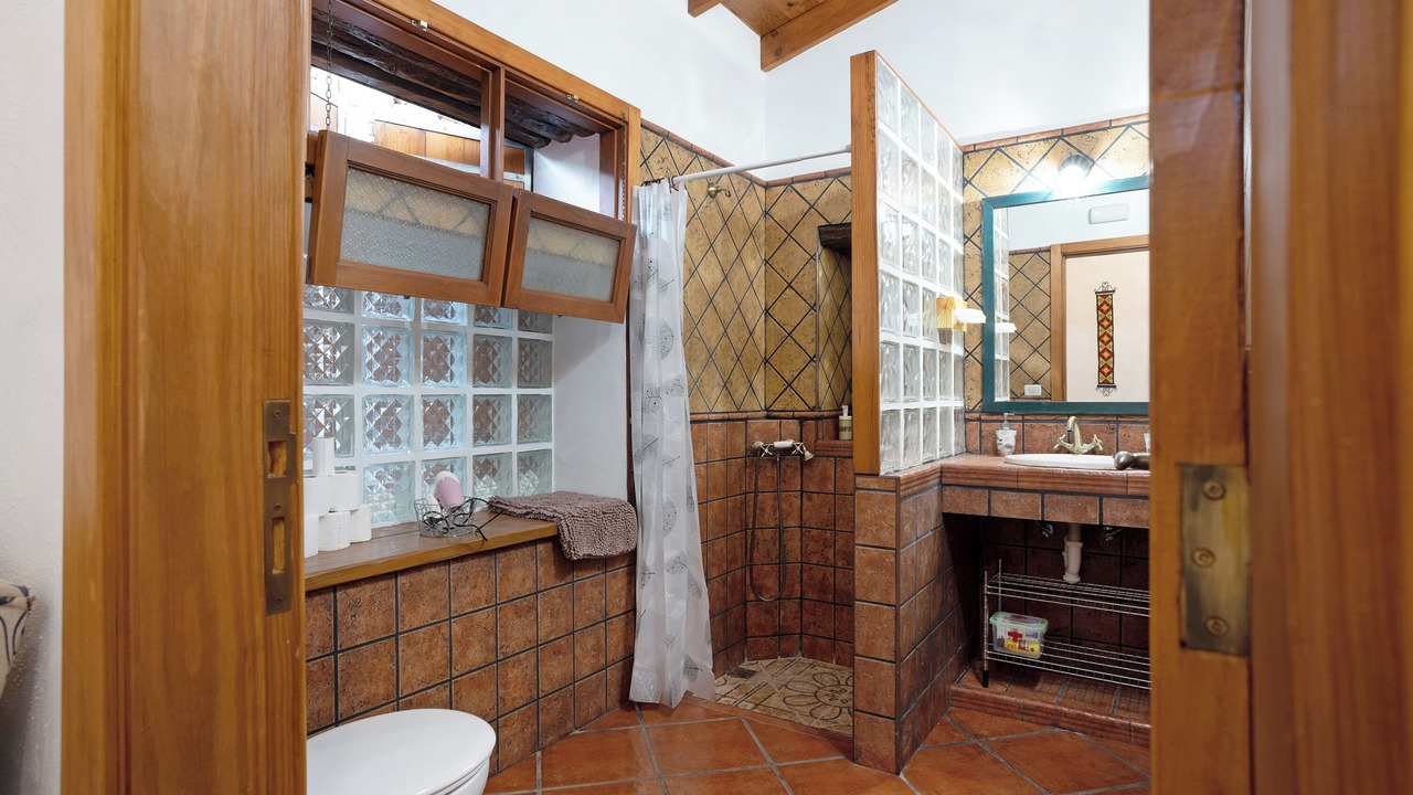 Photo of Bathroom in Las Rosas