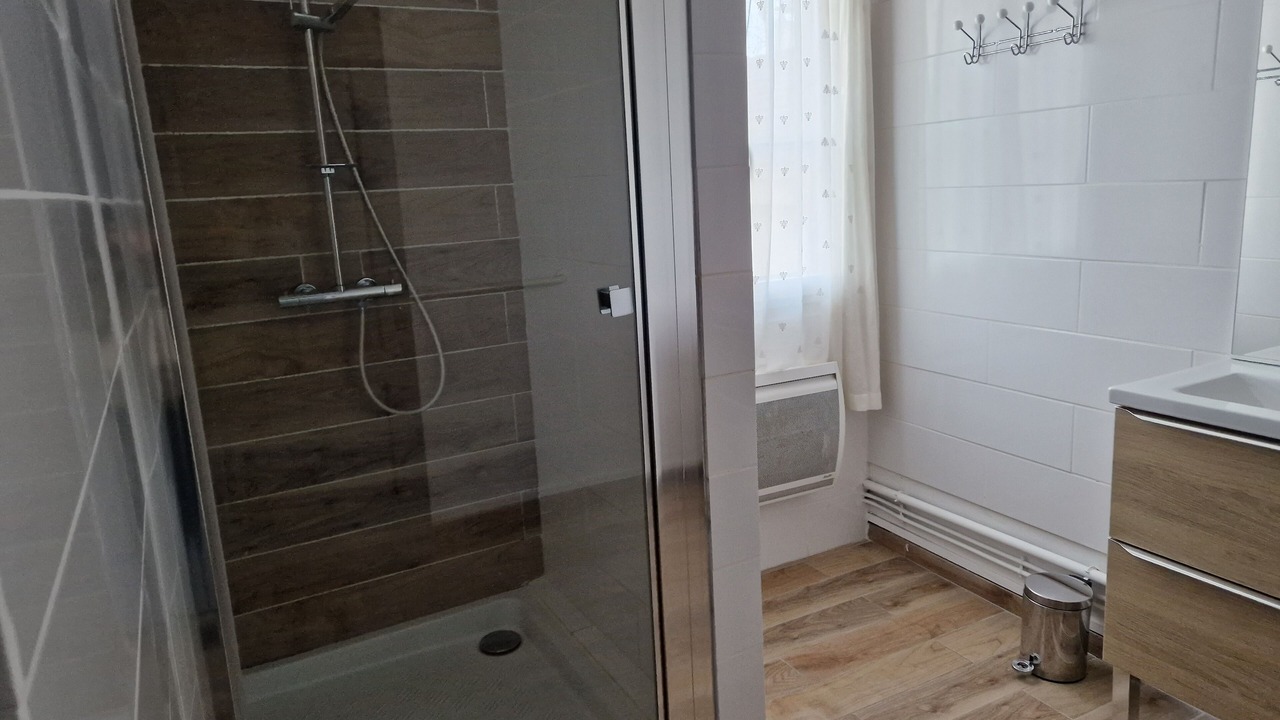 Photo of Bathroom in Arles