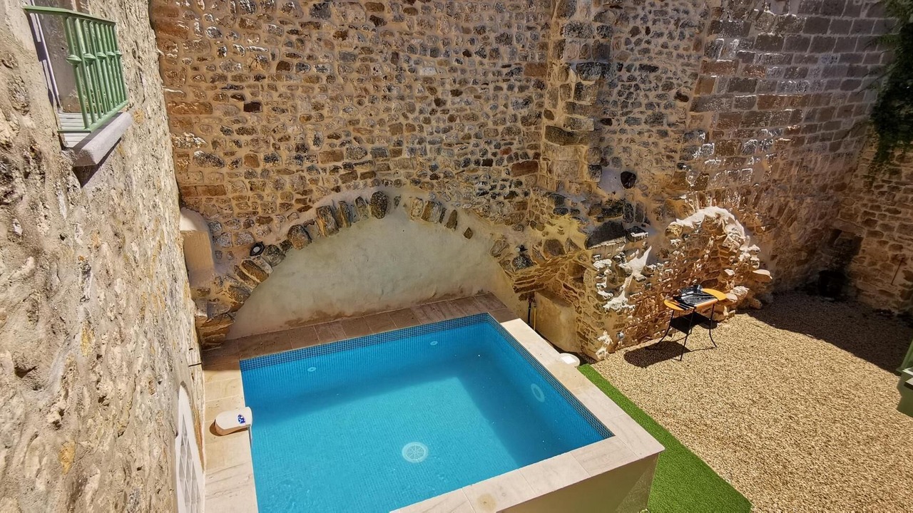 Photo of Outdoor in Bourdic