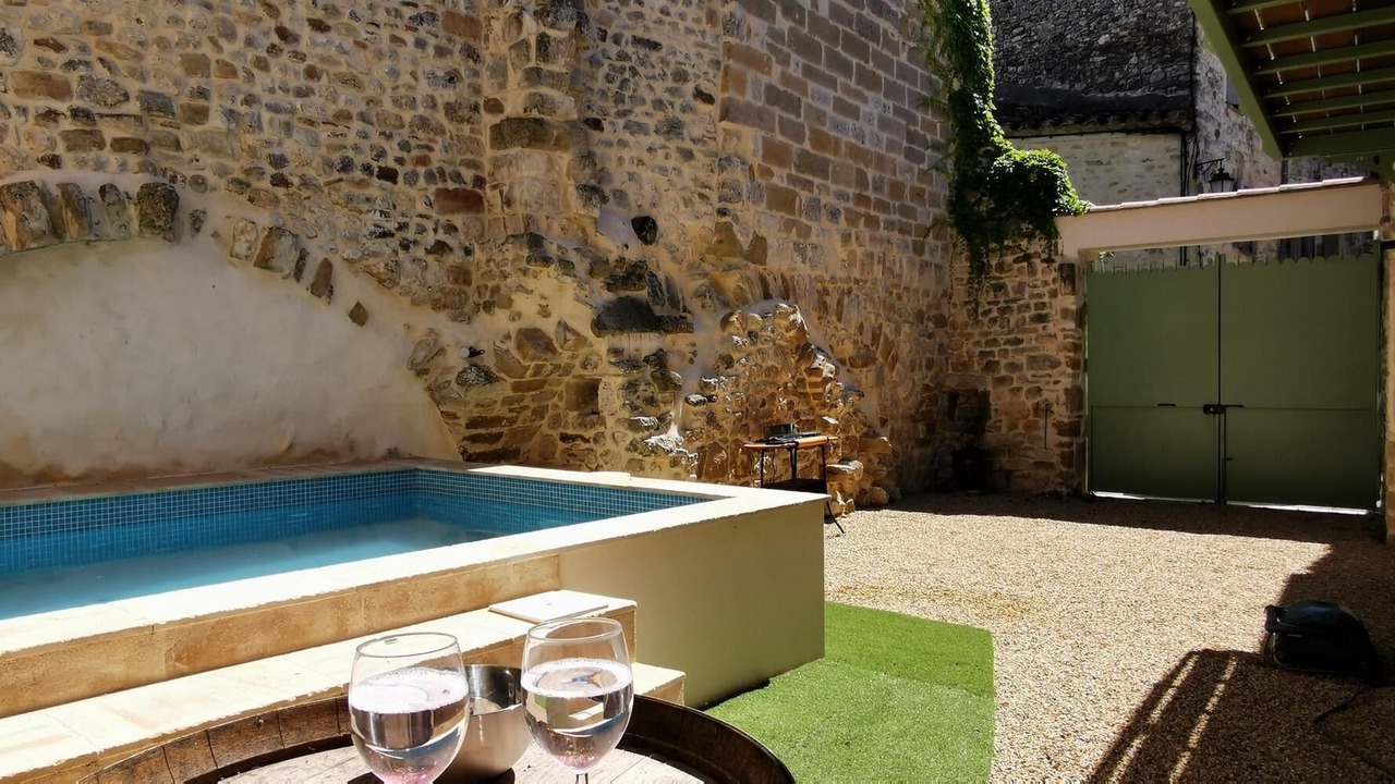 Photo of Outdoor in Bourdic