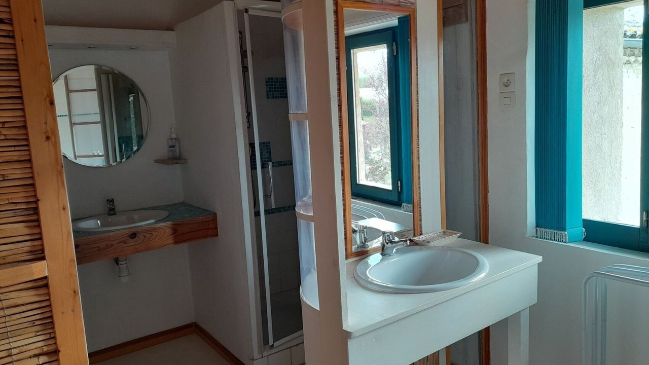 Photo of Bathroom in Grane