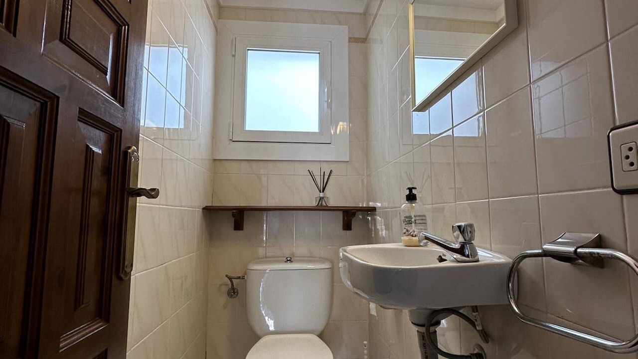 Photo of Bathroom in Roses Town Center