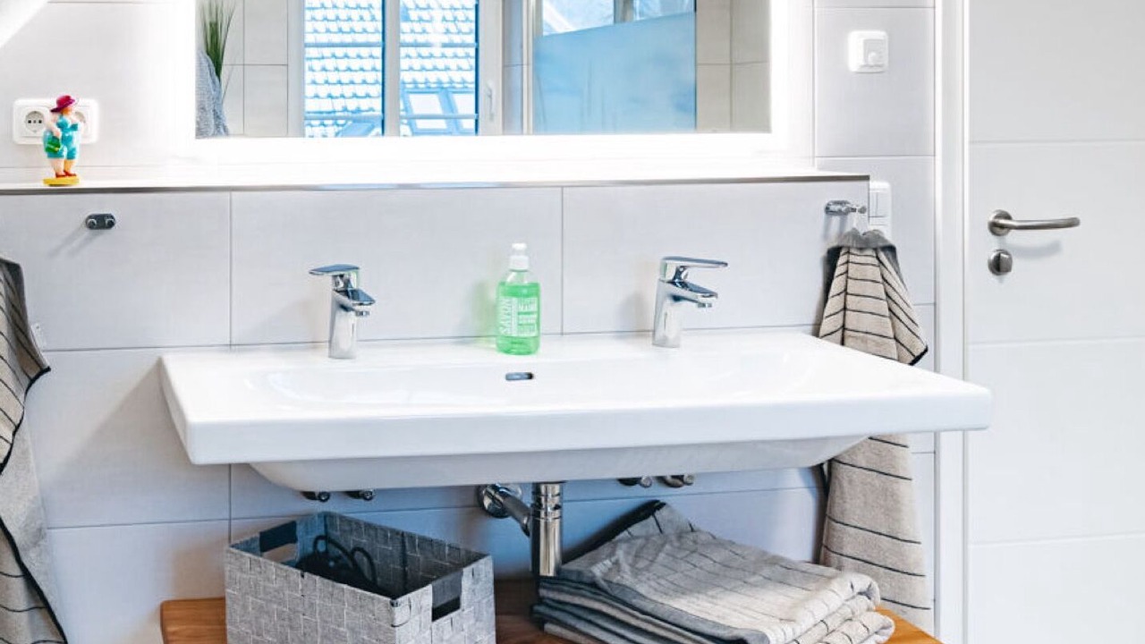 Photo of Bathroom in Krummin