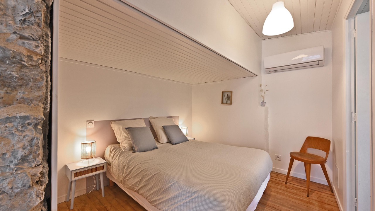 Photo of Bedroom in Anduze