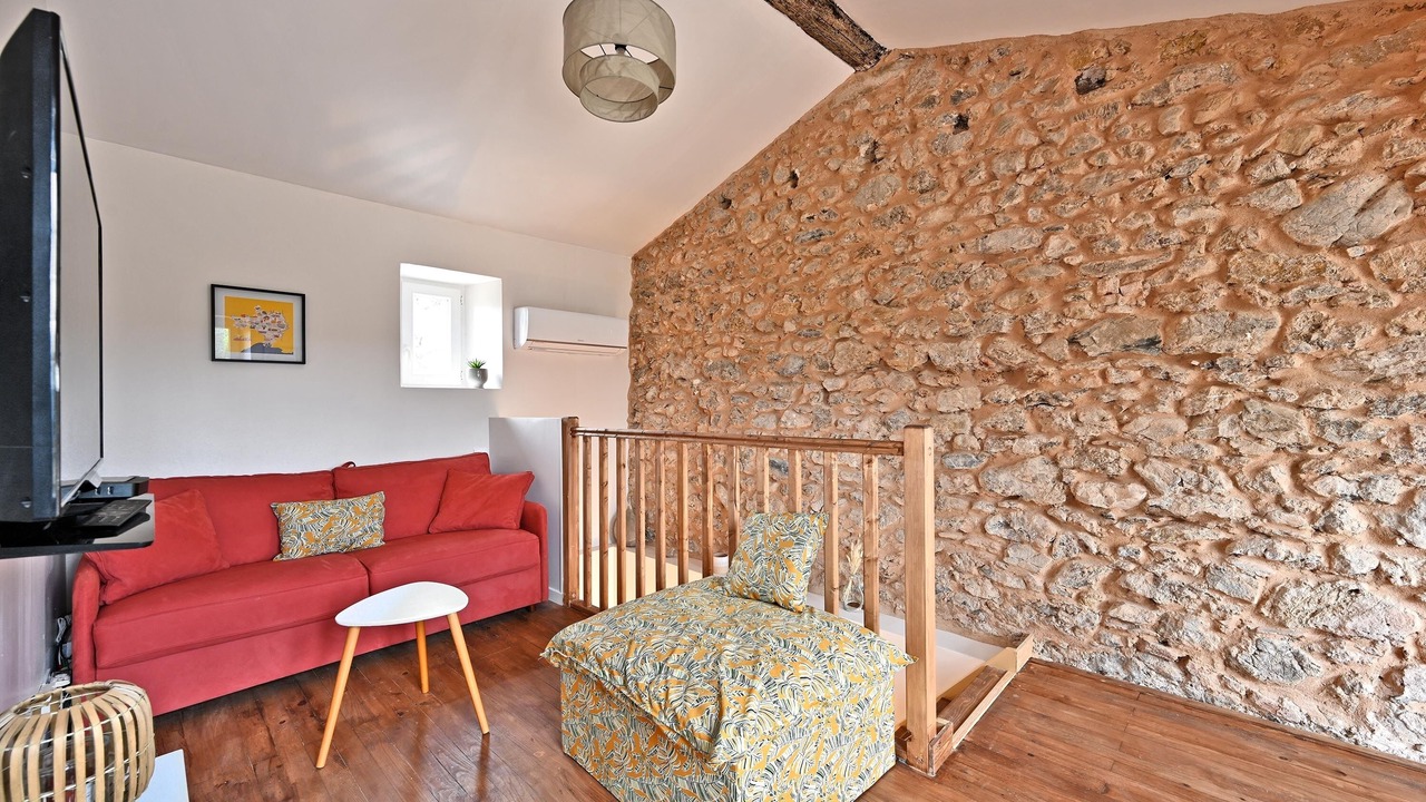Photo of Livingroom in Anduze