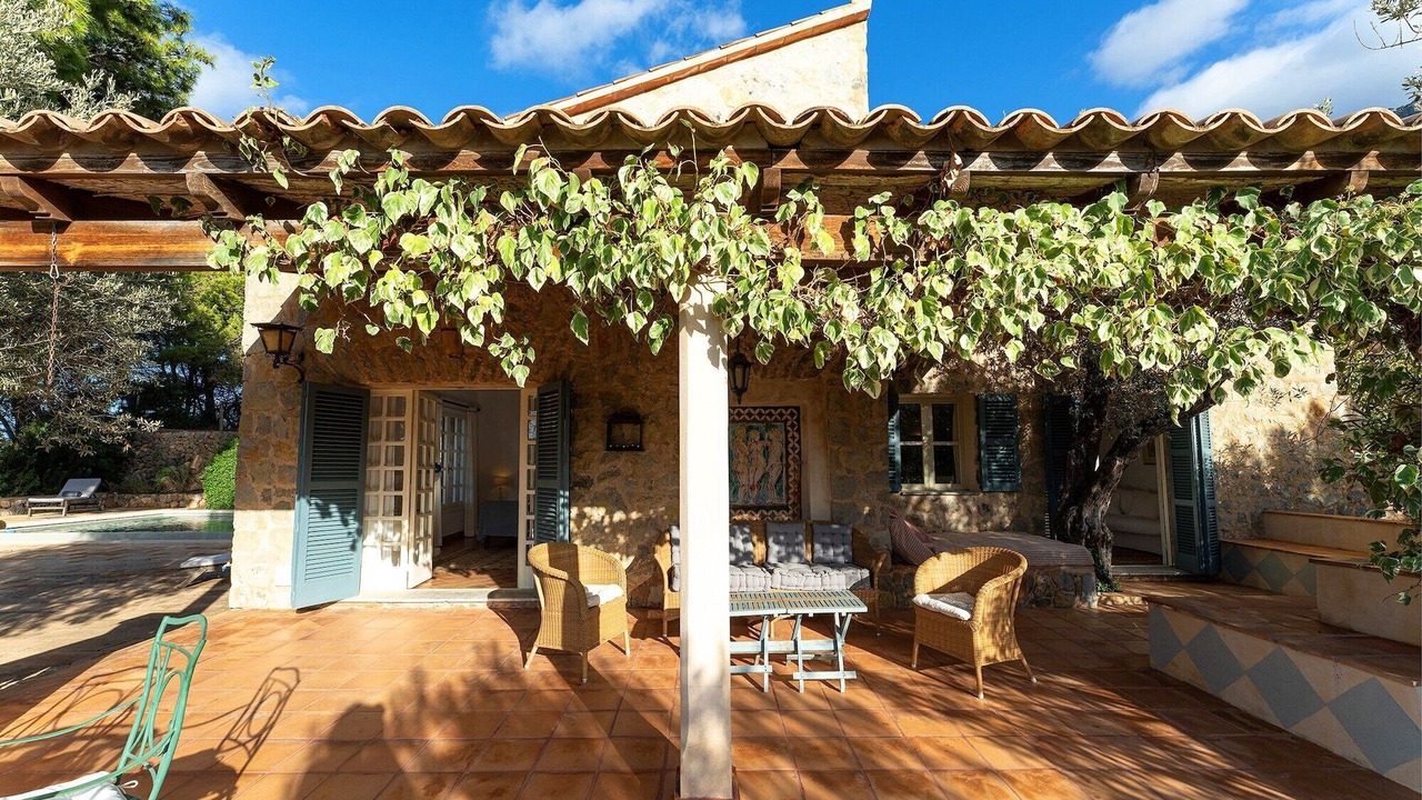 Photo of Patio Balcony in Deia