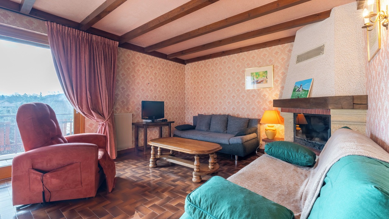 Photo of Livingroom in Alex