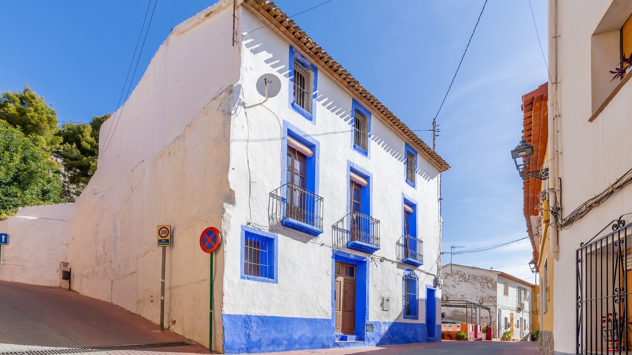 Photo of Outdoor in Xirles
