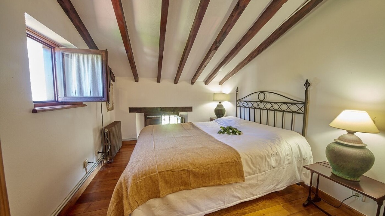 Photo of Bedroom in Orena