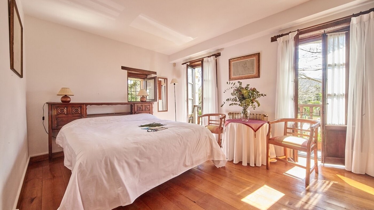 Photo of Bedroom in Orena