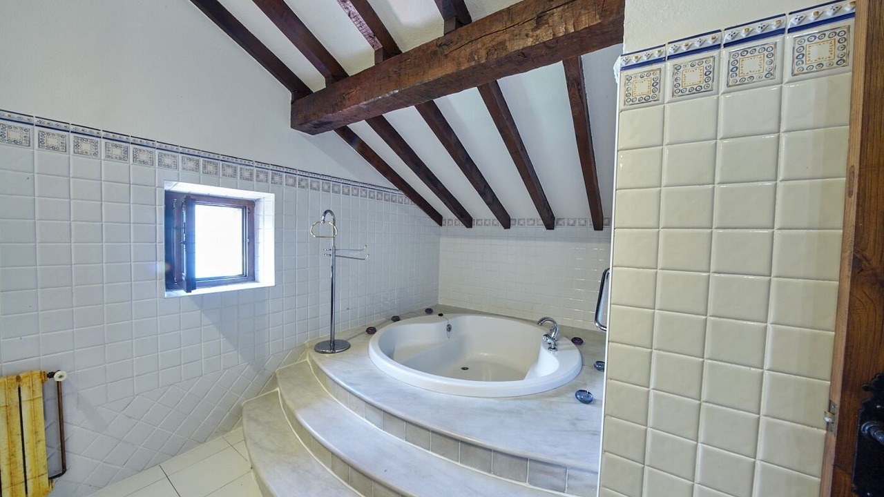 Photo of Bathroom in Orena