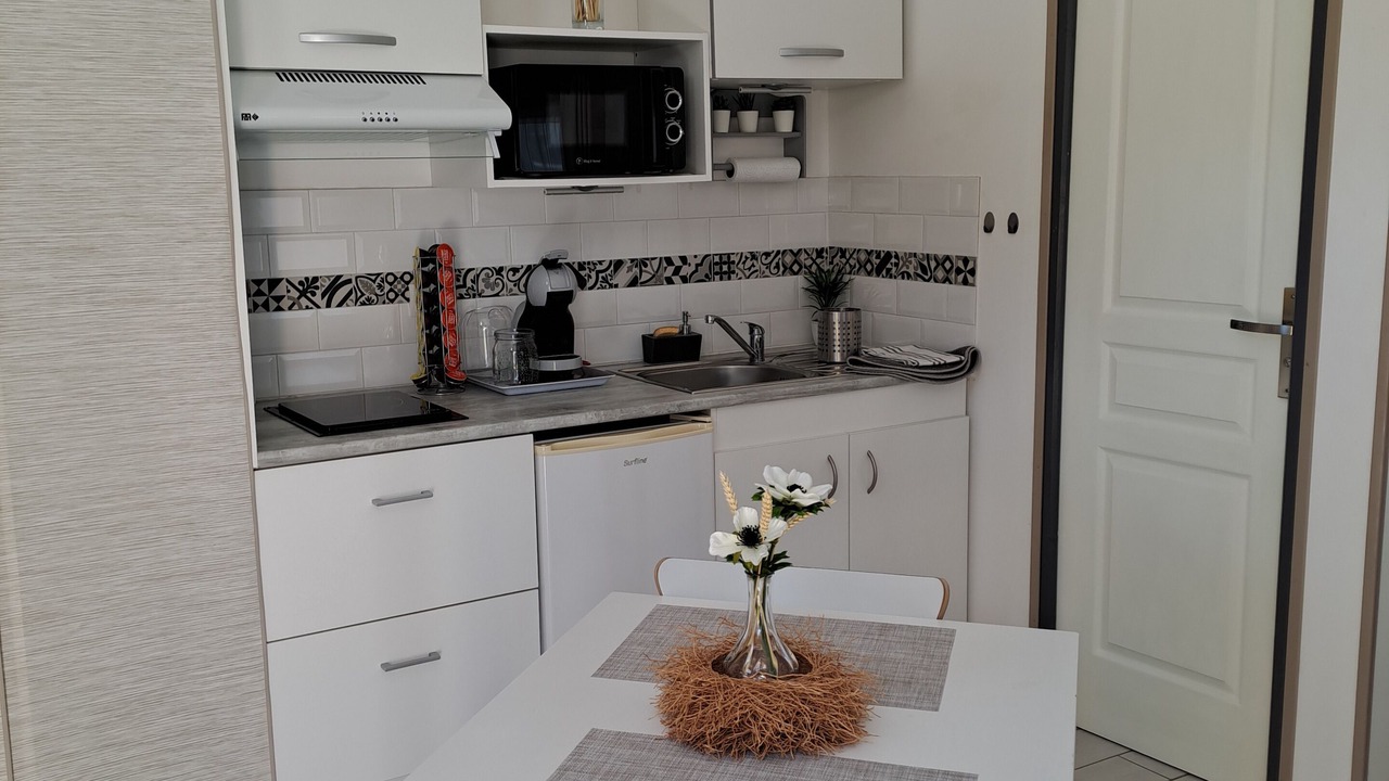 Photo of Kitchen in Saint-Paul-de-Varax