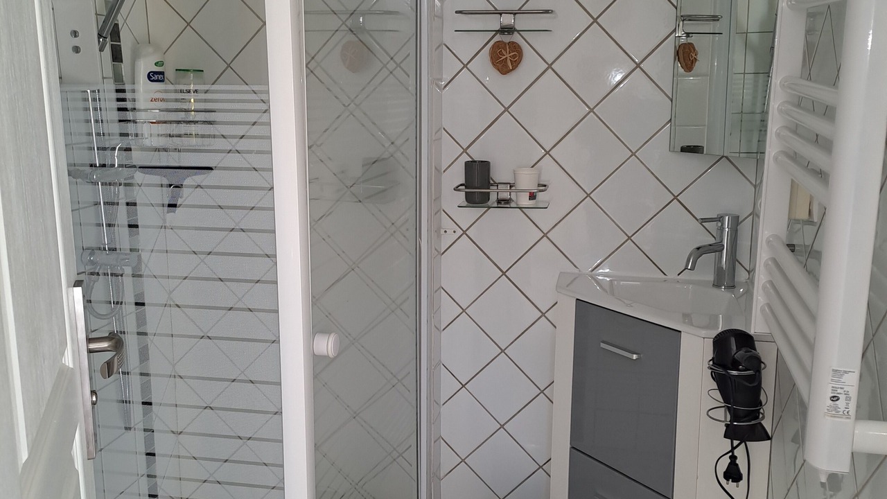 Photo of Bathroom in Saint-Paul-de-Varax