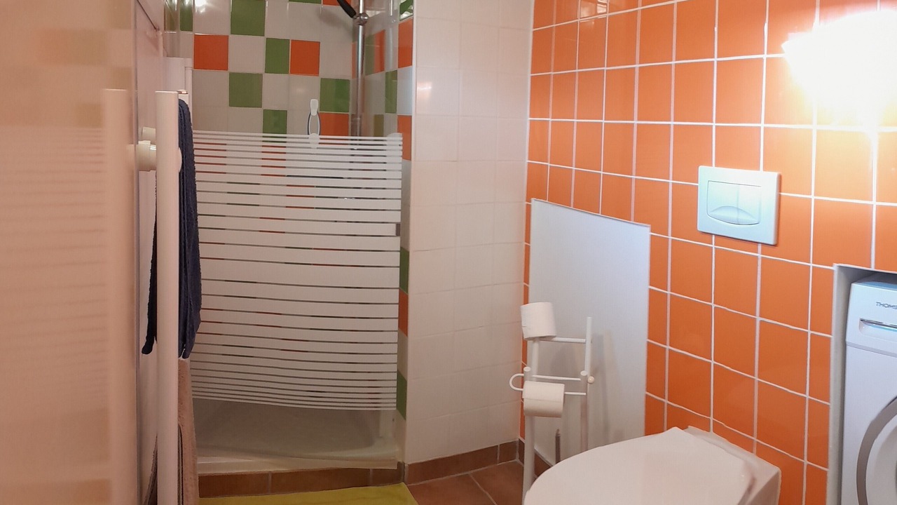 Photo of Bathroom in Lieuran-Cabrieres