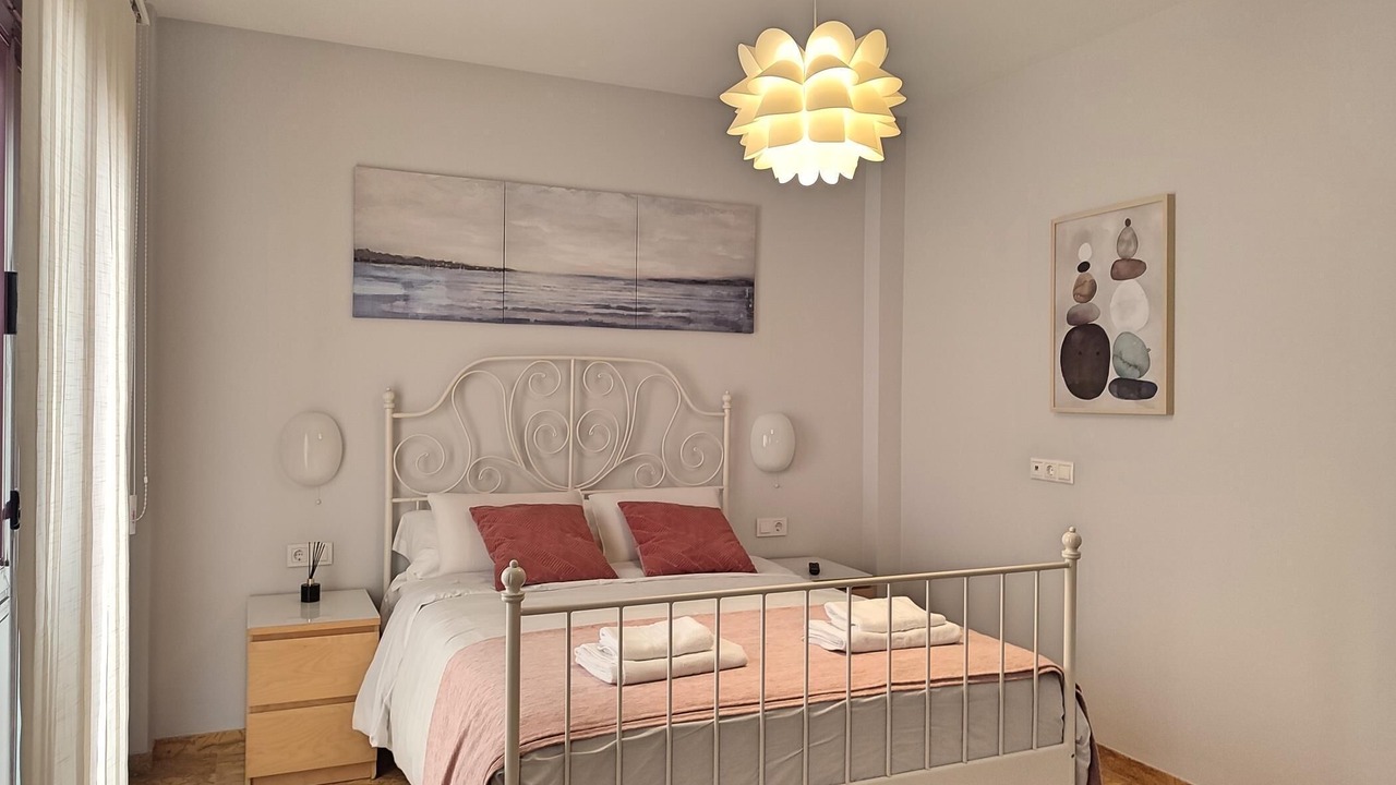 Photo of Bedroom in Valdeolleros