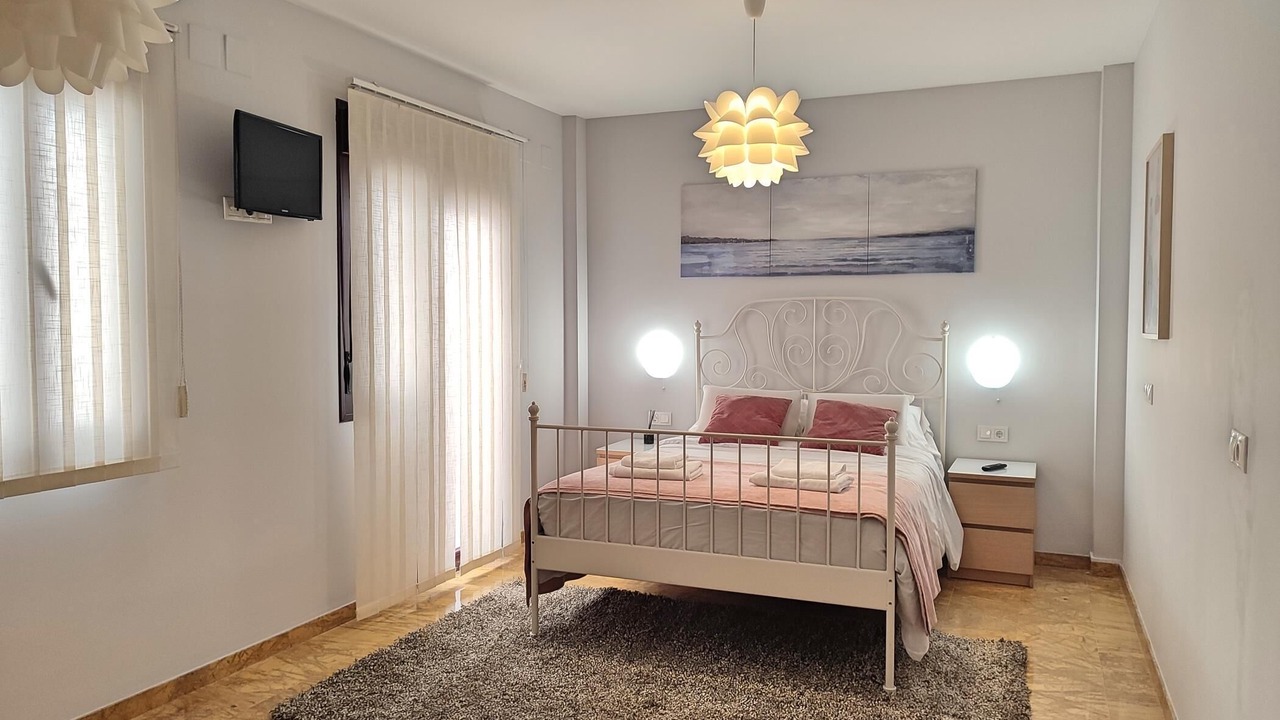 Photo of Bedroom in Valdeolleros