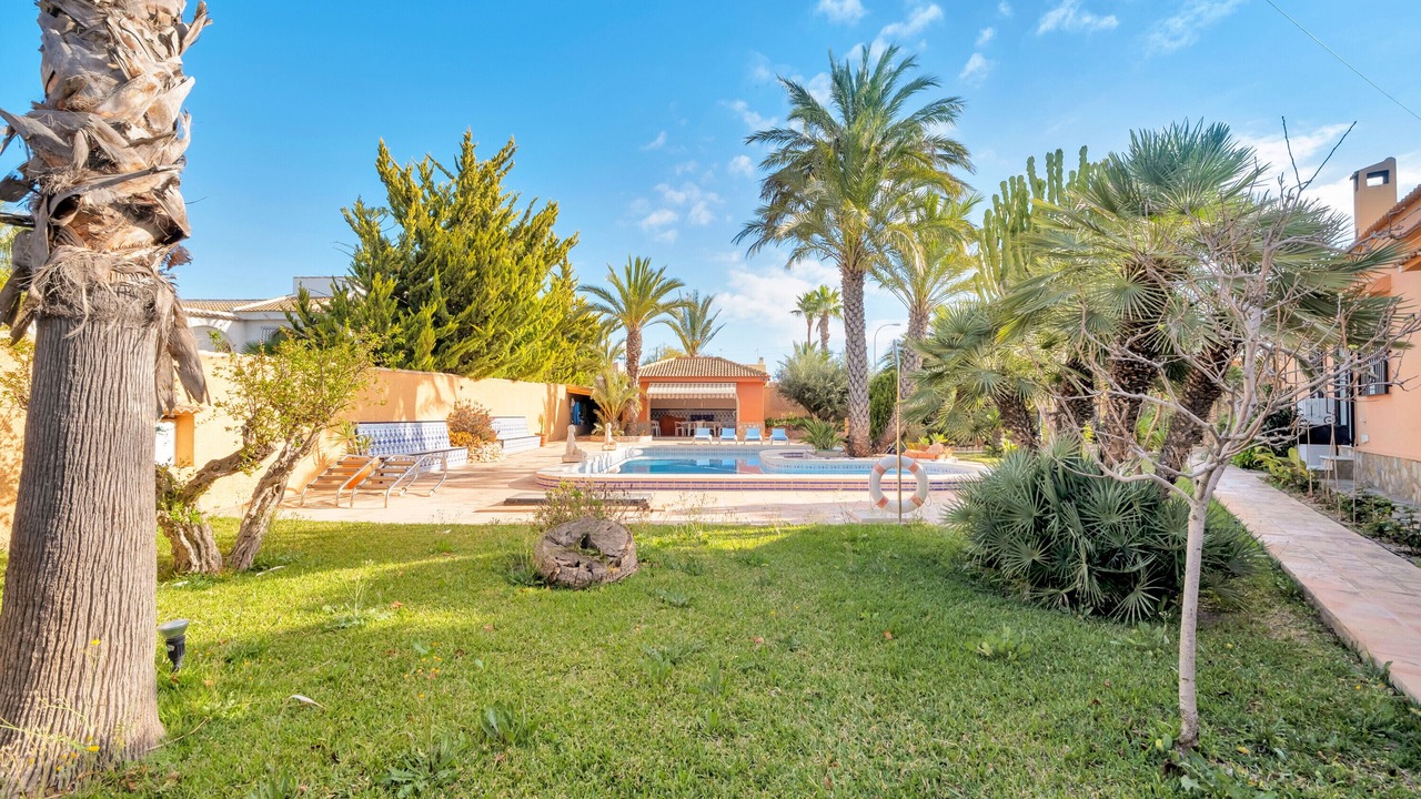 Photo of Outdoor in El Chaparral