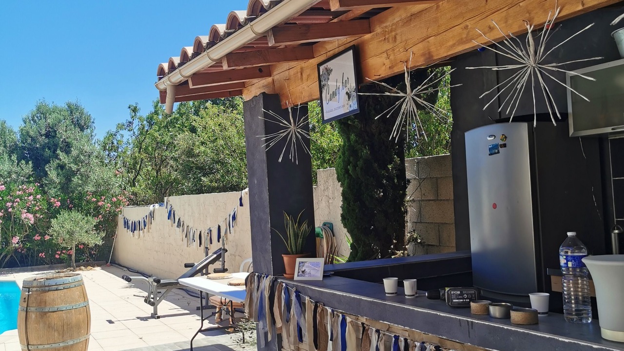 Photo of Outdoor in Aubord