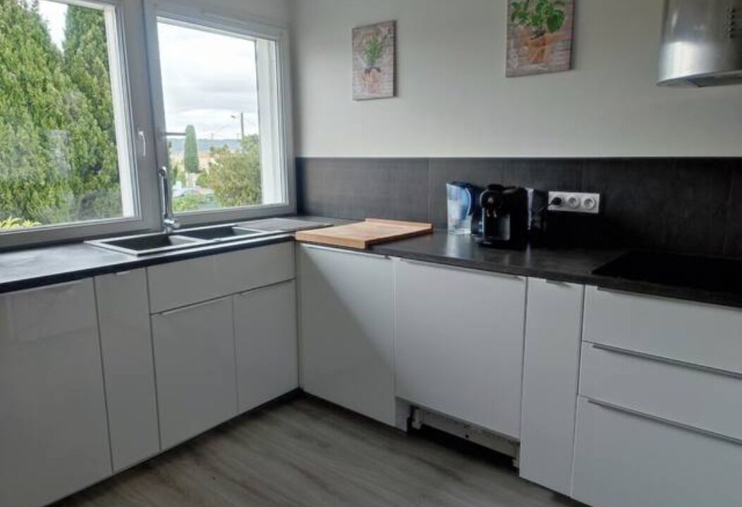 Photo of Kitchen in Saint-Chamas