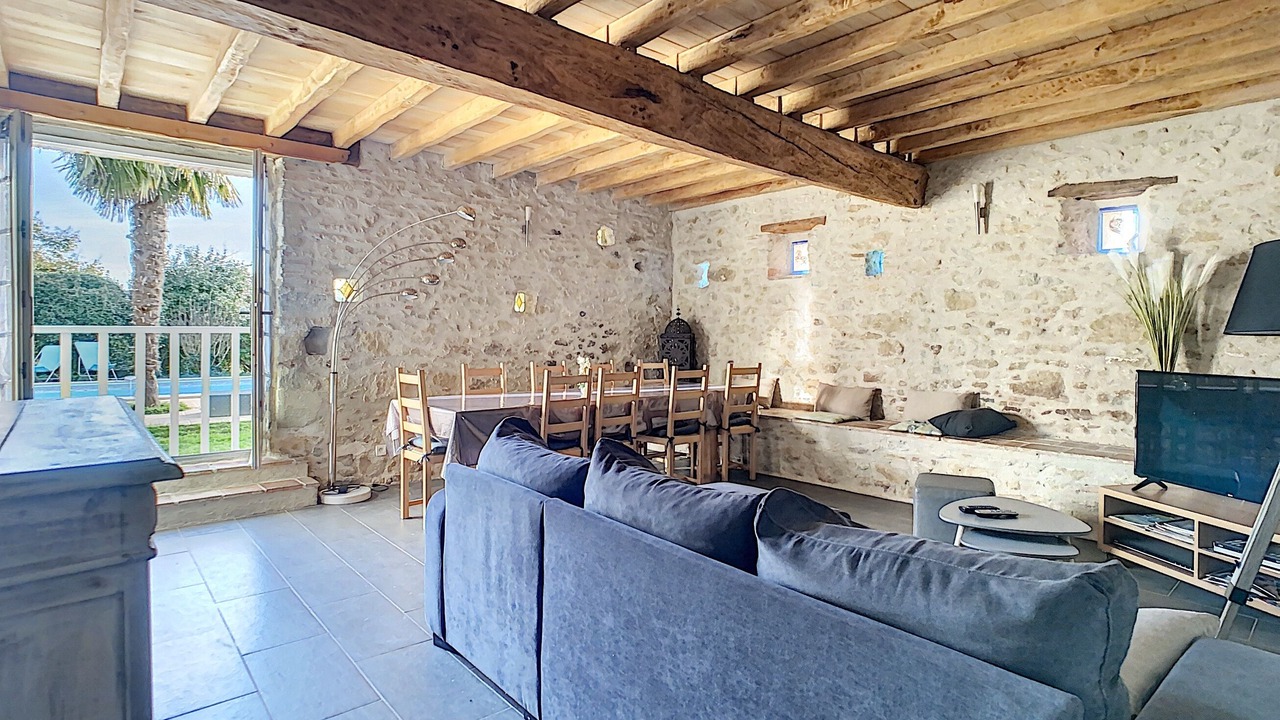 Photo of Livingroom in Teyssode