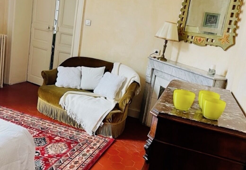 Photo of Bedroom in Nimes City Centre