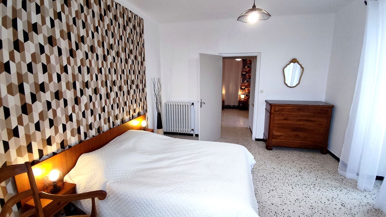 Photo of Bedroom in Saint Alban Auriolles
