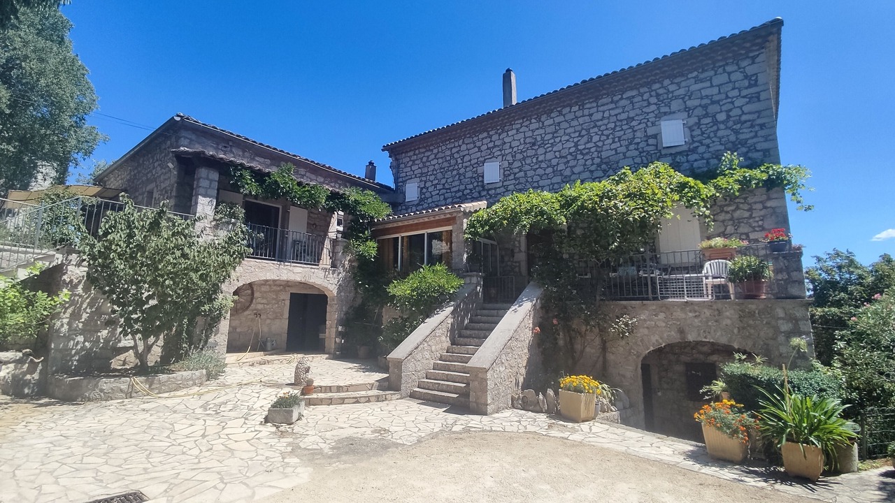 Photo of Outdoor in Saint Alban Auriolles
