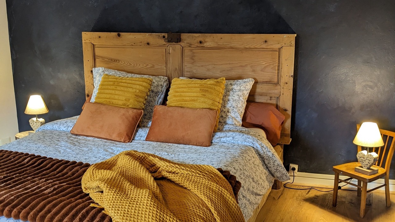Photo of Bedroom in Hotonnes