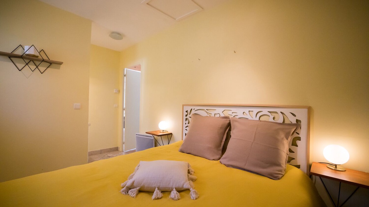 Photo of Bedroom in Castillon-du-Gard