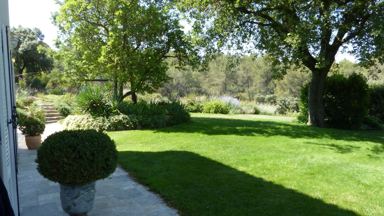 Photo of Outdoor in Est