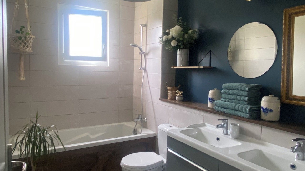 Photo of Bathroom in Villeneuve-la-Comptal