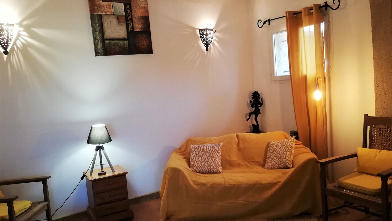 Photo of Livingroom in Cournonsec