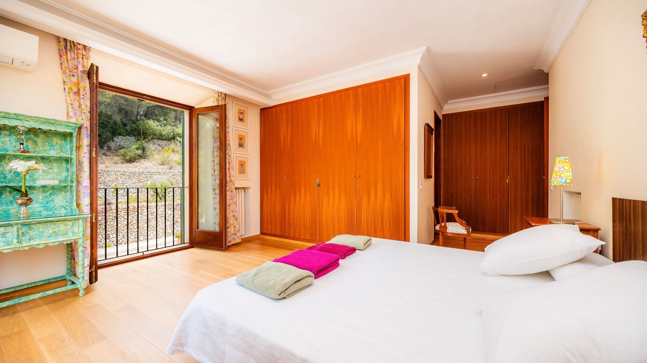 Photo of Bedroom in Esporles