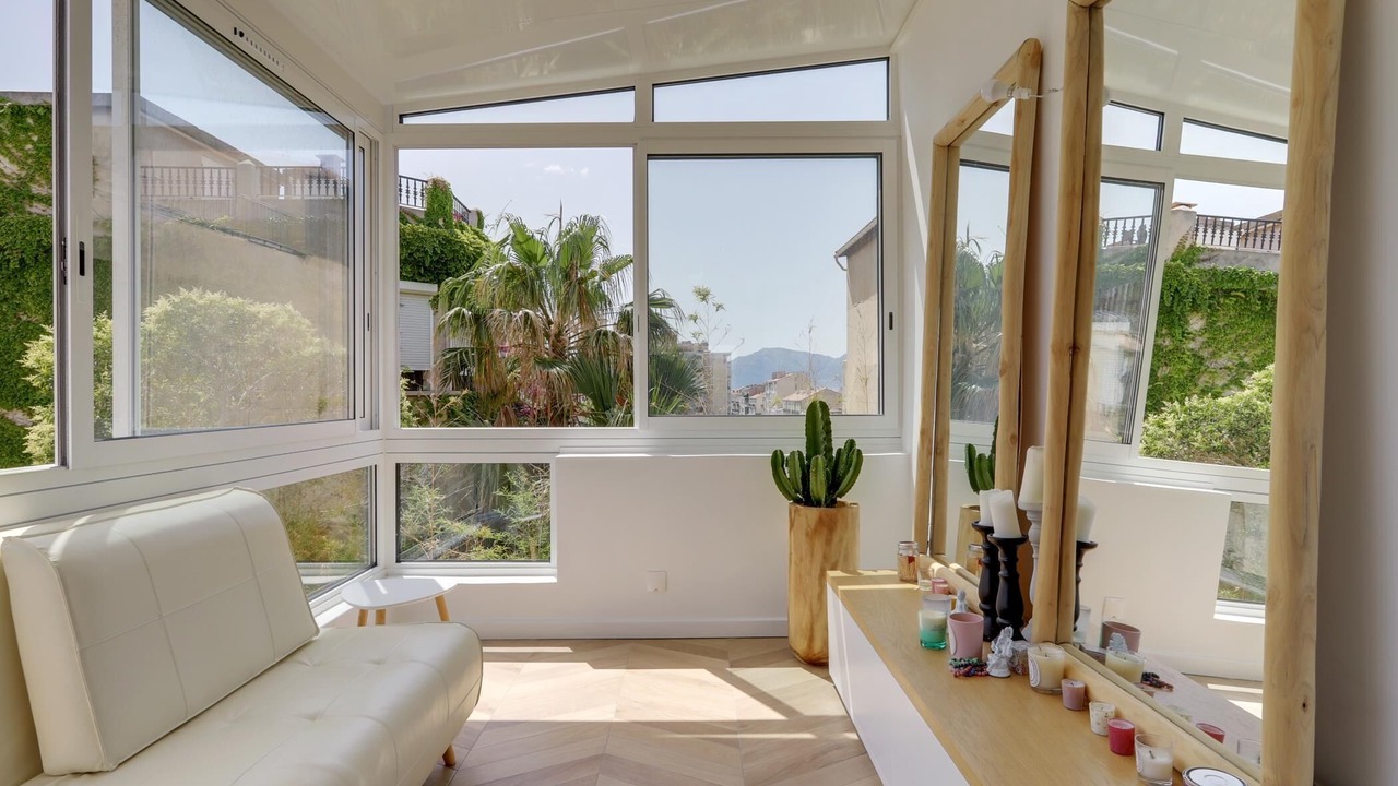Photo of Livingroom in Endoume