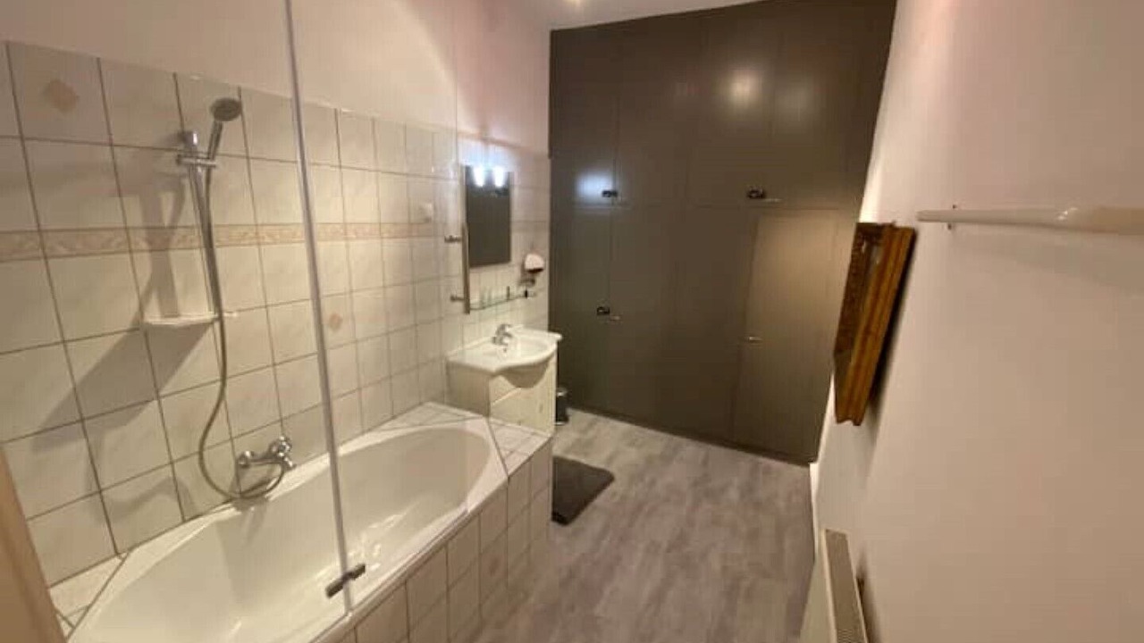 Photo of Bathroom in Nordstadt