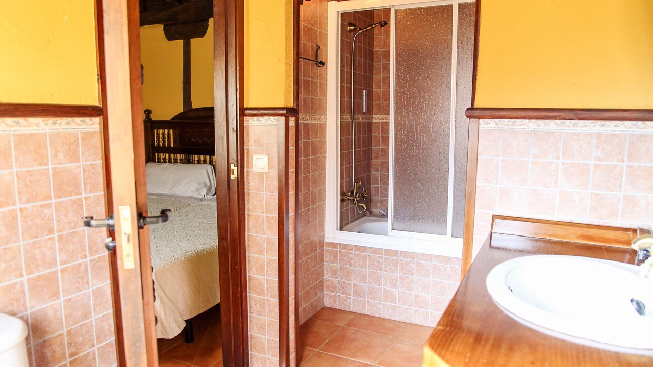 Photo of Bathroom in Pasaron de la Vera