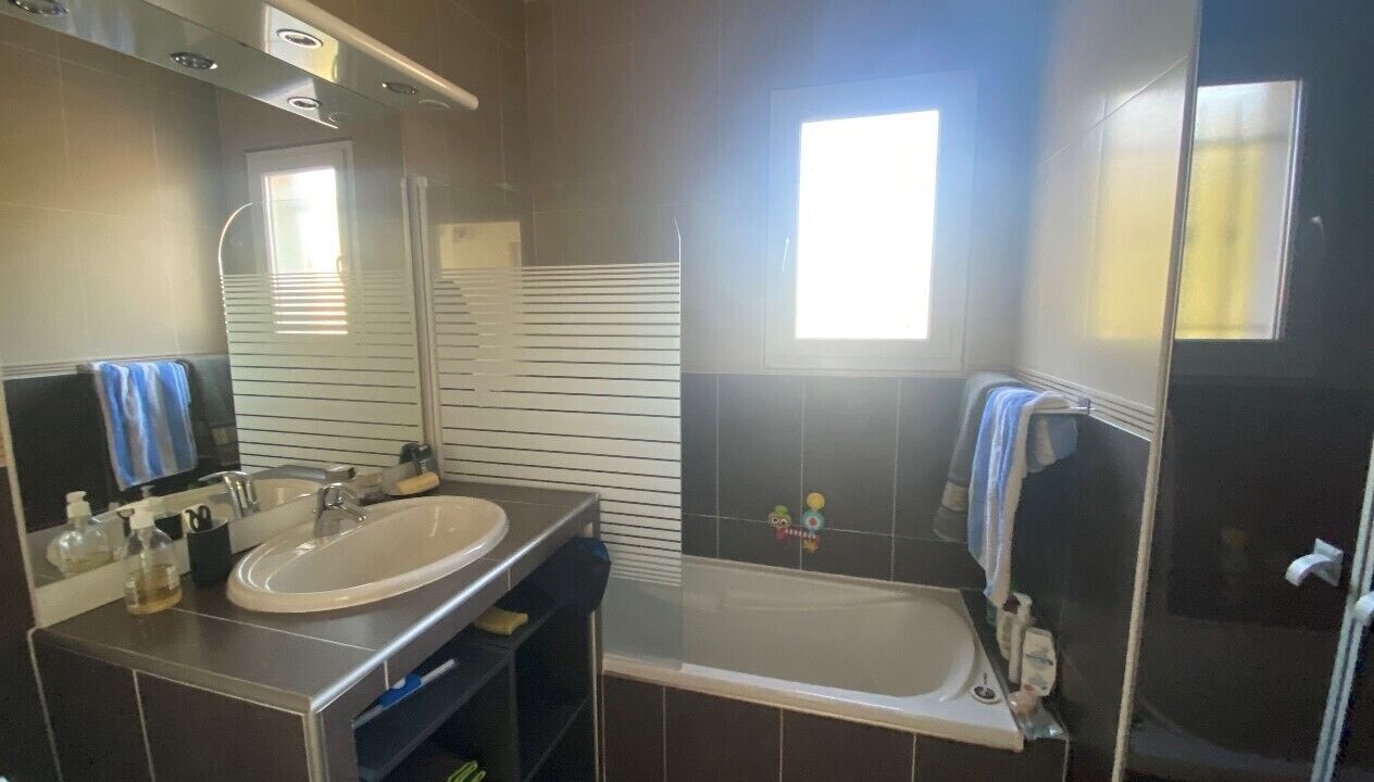 Photo of Bathroom in Marignane
