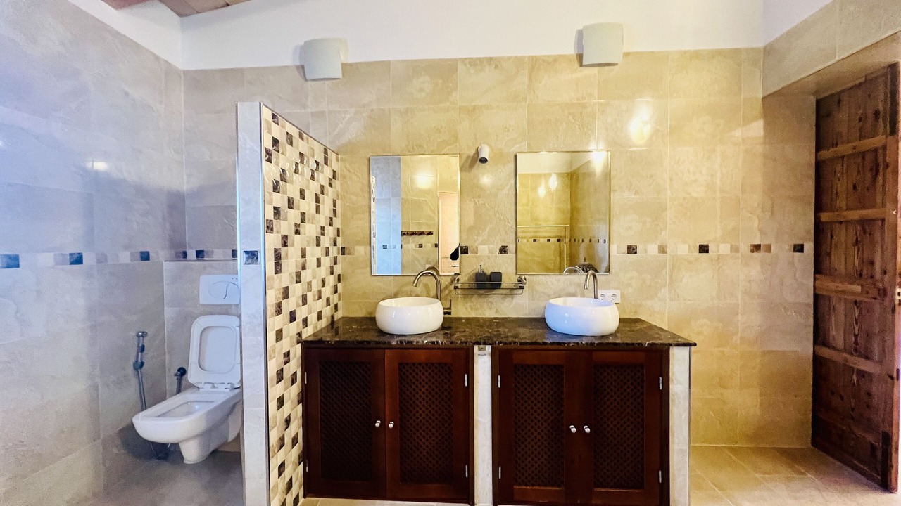 Photo of Bathroom in Llevant