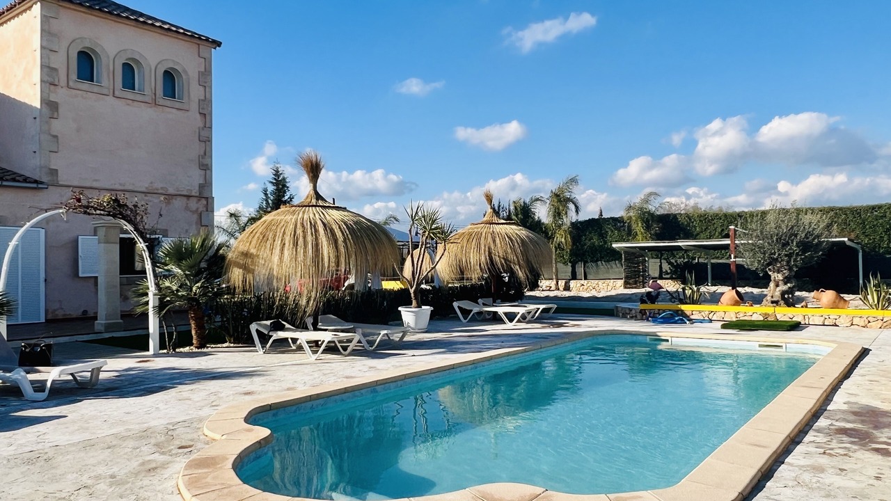 Photo of Outdoor in Llevant