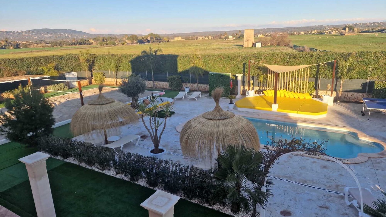 Photo of Outdoor in Llevant