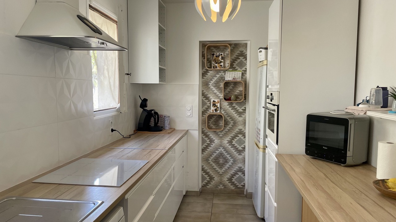 Photo of Kitchen in Ensues-la-Redonne