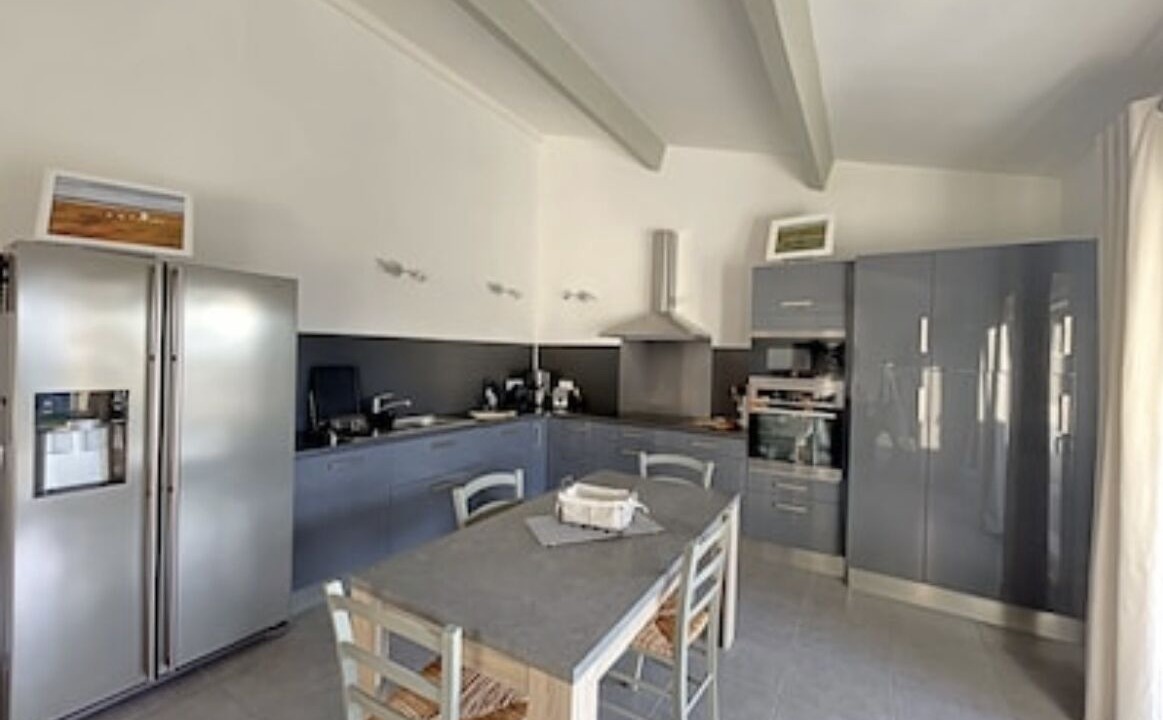 Photo of Kitchen in Saintes-Maries-de-la-Mer