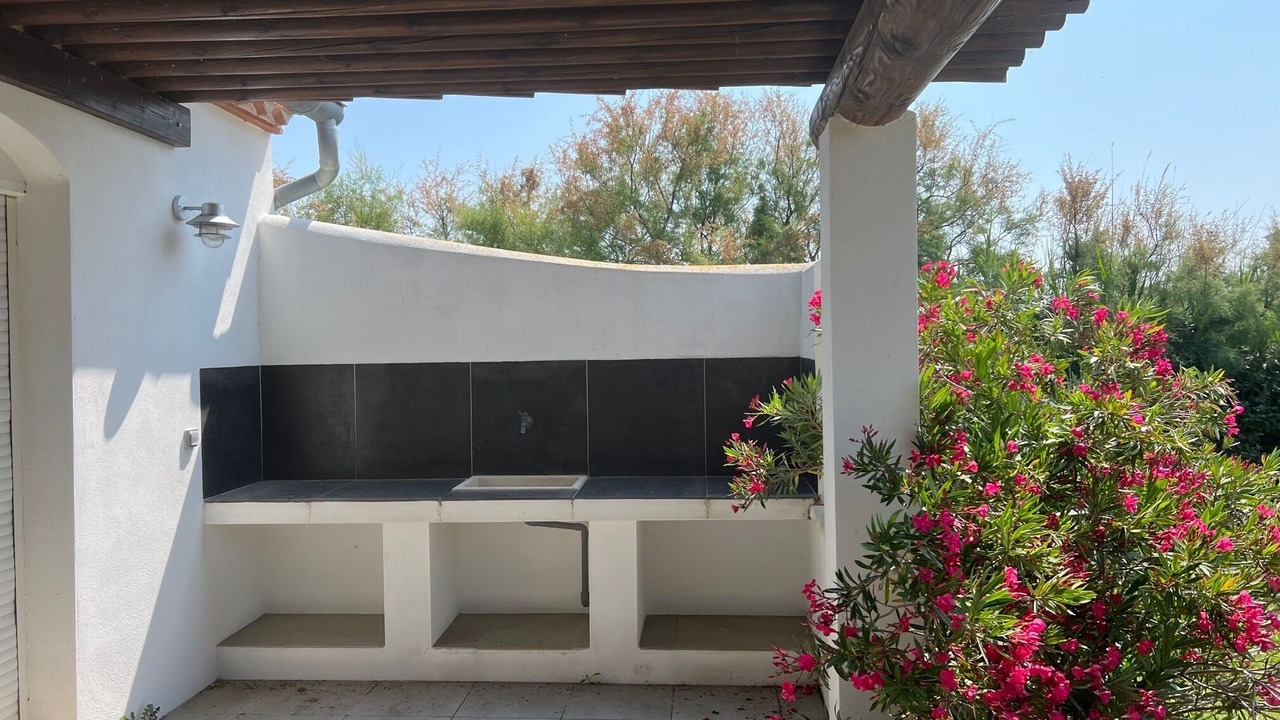 Photo of Patio Balcony in Saintes-Maries-de-la-Mer